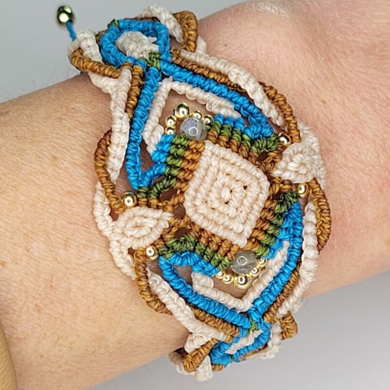 BRACELET MICRO-MACRAME KHEOPS